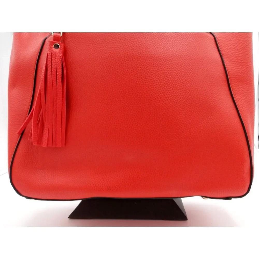G.H. Bass & Co. Red‎ Faux Pebbled Leather Large Womens Satchel Tote & Body Bag